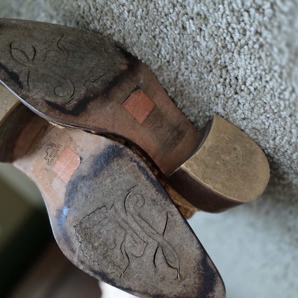 🚨 SOLD🚨 Free People Tan Ankle Booties with Perforated Design - Picture 9 of 14